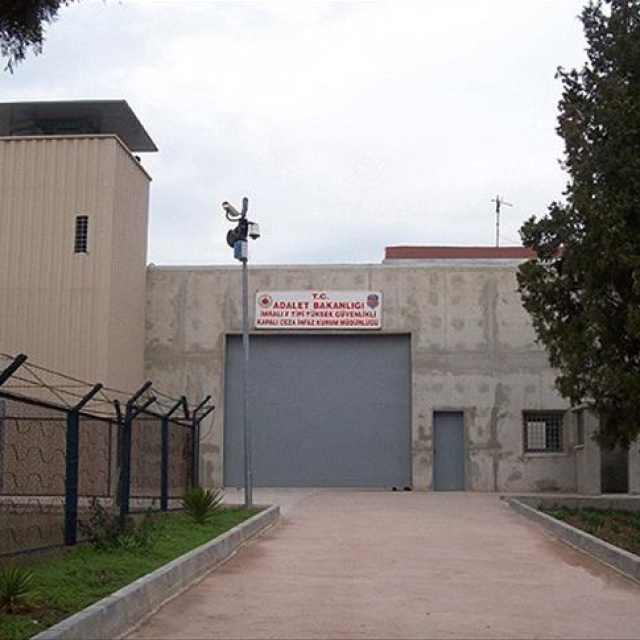 İmralı heyeti adadan döndü