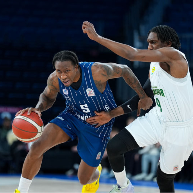 Anadolu Efes darmadağın!