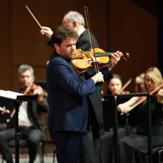 Viyola virtüözü Timothy Ridout'dan unutulmaz konser