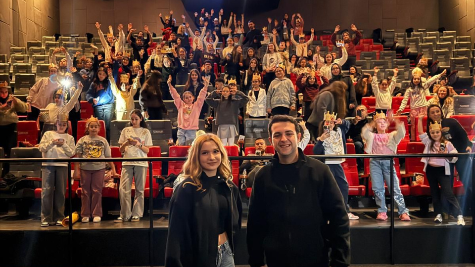 200 bin izleyiciye ulaştı