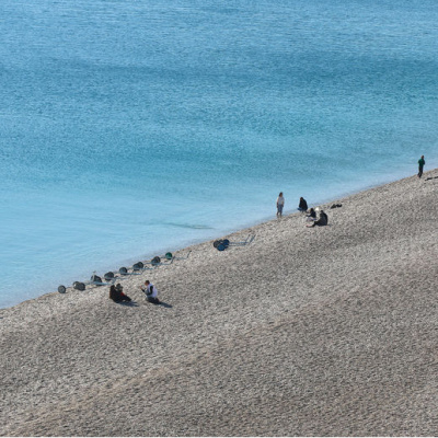 Antalya'da deniz 19, hava 12 derece!