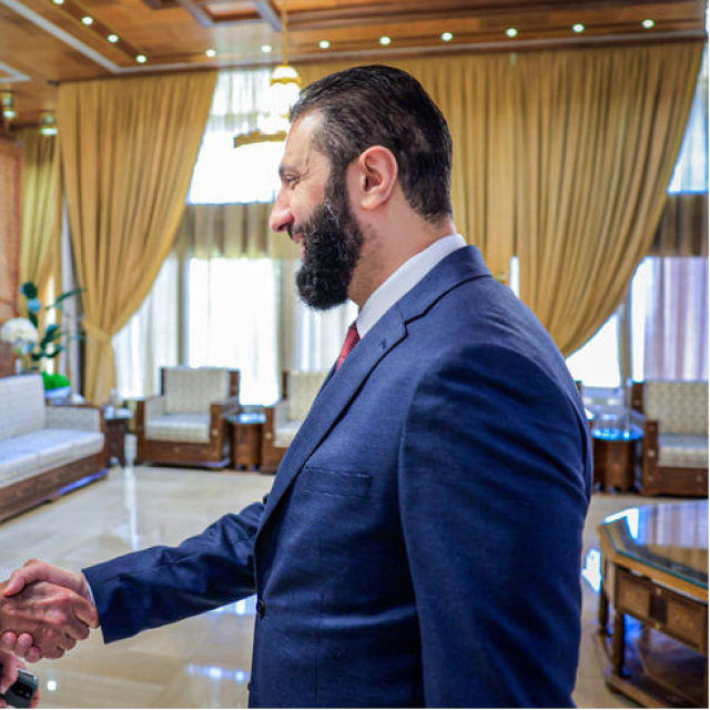 Şara Suriye'de Barrack ile görüştü