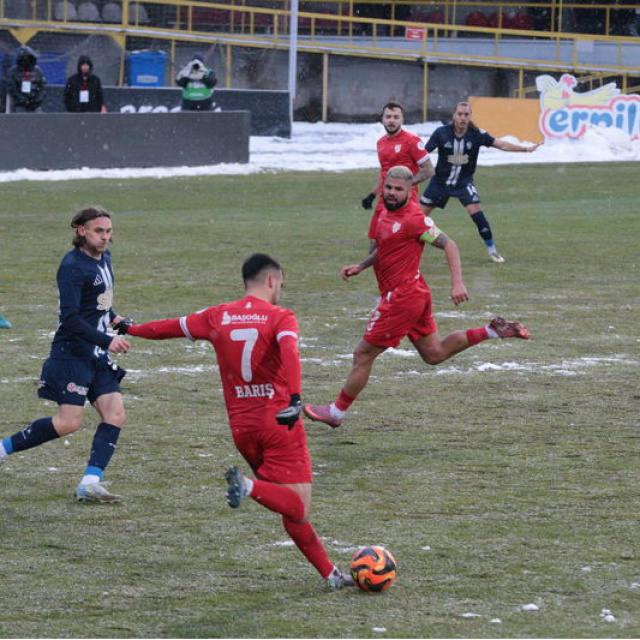 Sarıyer, deplasmanda üç puanı aldı!