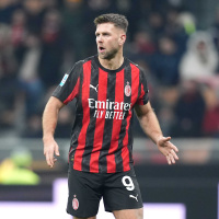 Milan tek golle zirveye tutundu!