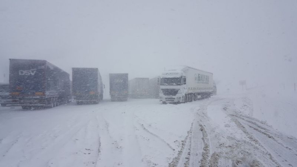 Kayseri-Malatya ve Kayseri- K.Maraş yolu kapandı!
