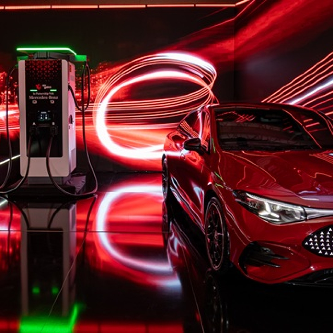 Mercedes-Benz ve En Yakıt'tan şarj ağı işbirliği: Elektrikli araç kullanıcıları için pratik çözümler sunuluyor!