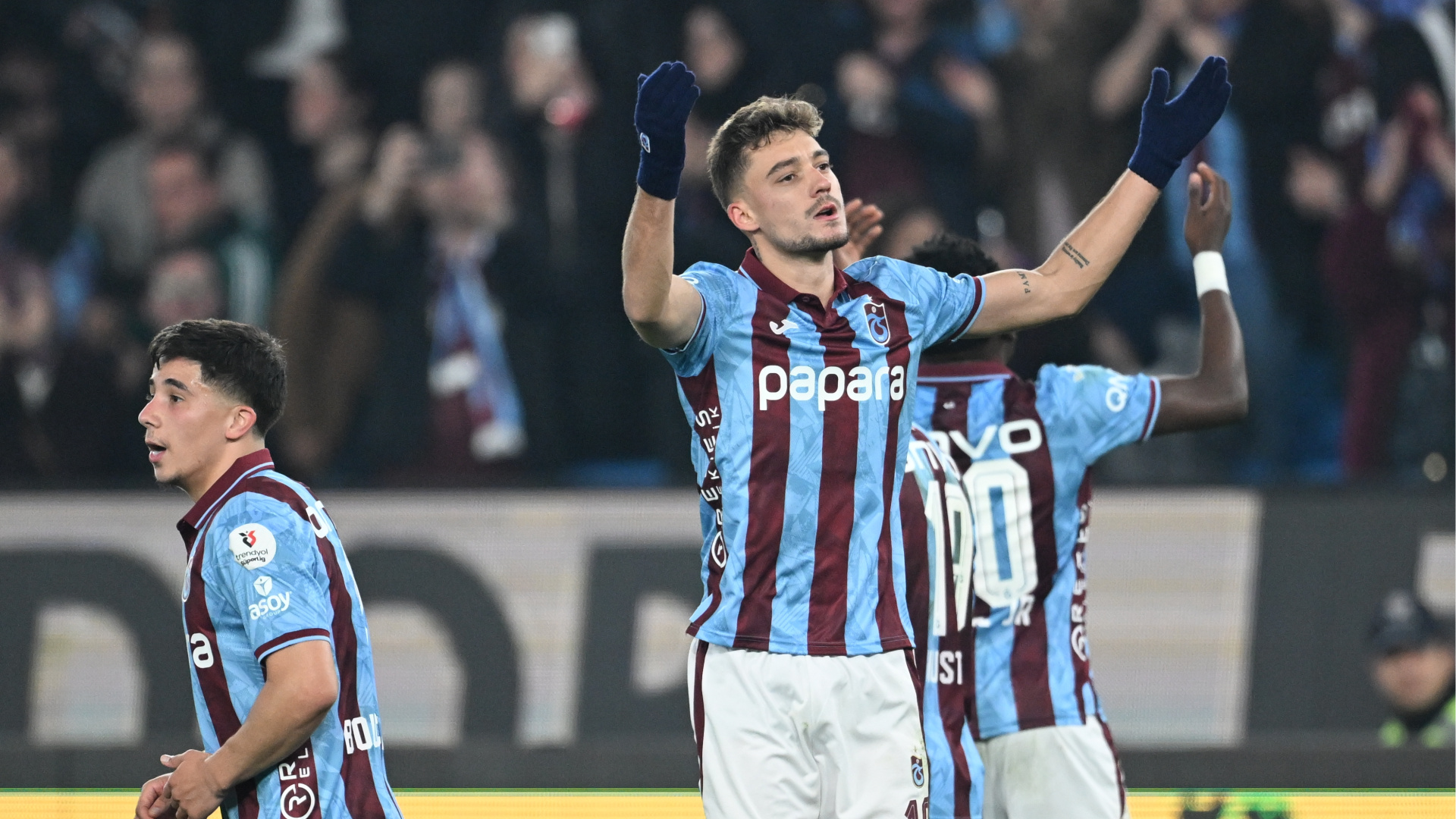 Trabzonspor Muçi'nin Son Dakika Golüyle Kocaelispor'u 2-1 Yendi