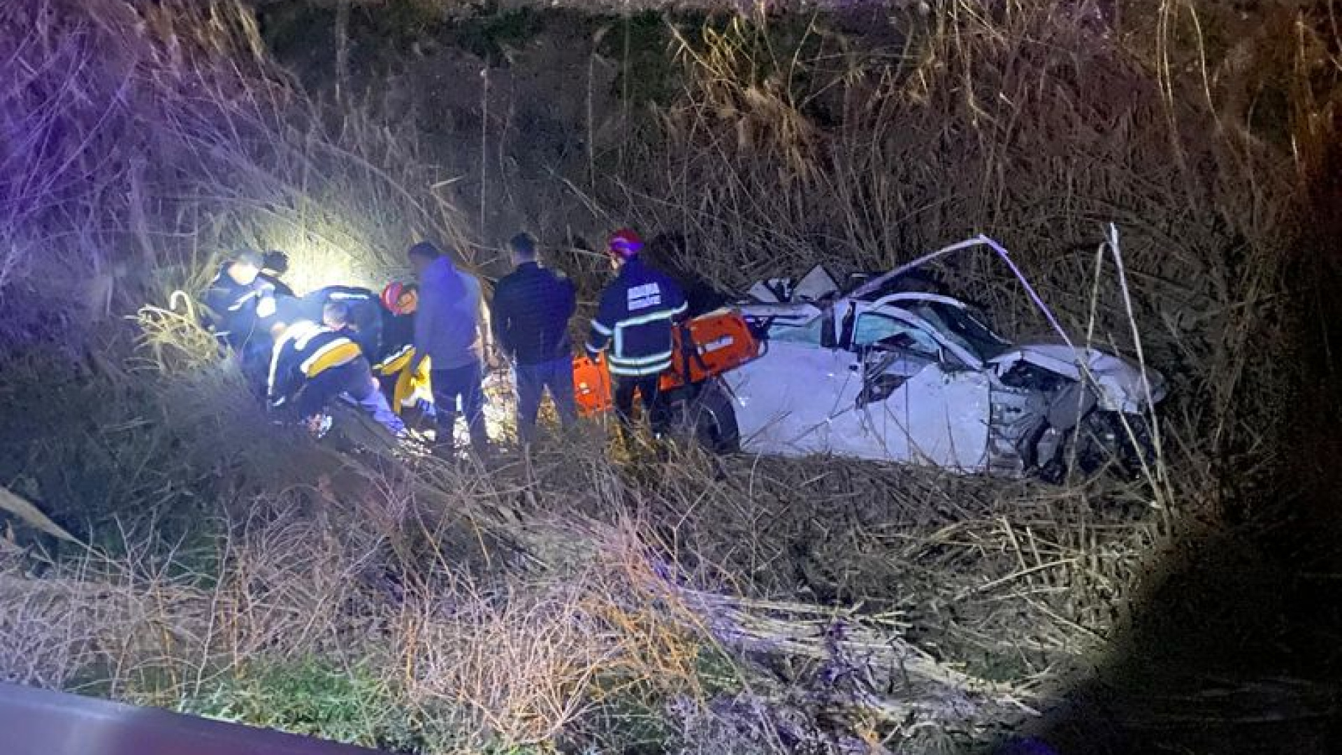 Adana'da Dere Yatağına Uçan Otomobil: 1 Ölü, 3 Ağır Yaralı