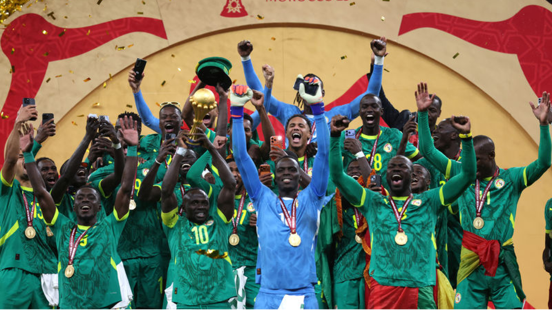 CAF, Şampiyon Senegal'i Kınadı: AFCON 2025 Finalinde Saha Terk ve İtiraz Skandalı