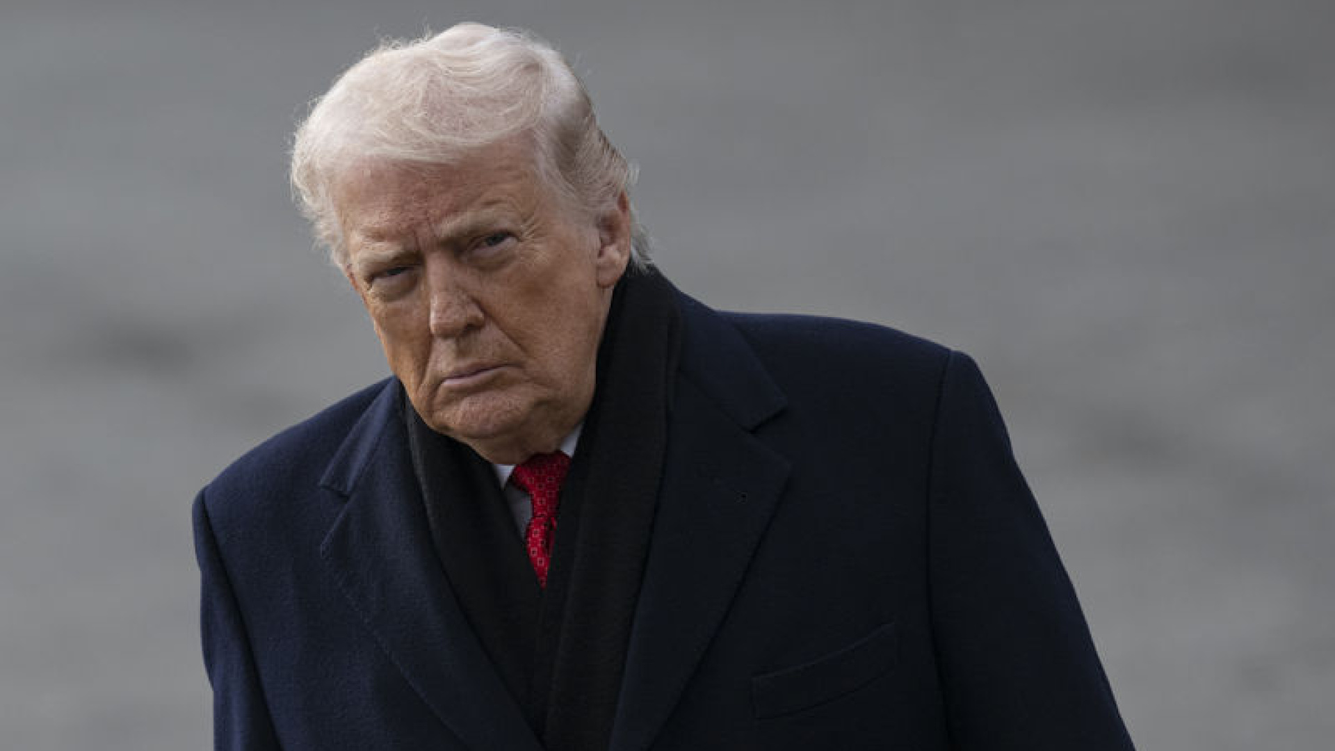 Trump'tan Grönland Açıklaması: 'Yorum Yok' Dedi ve Avrupa'yı Eleştirdi