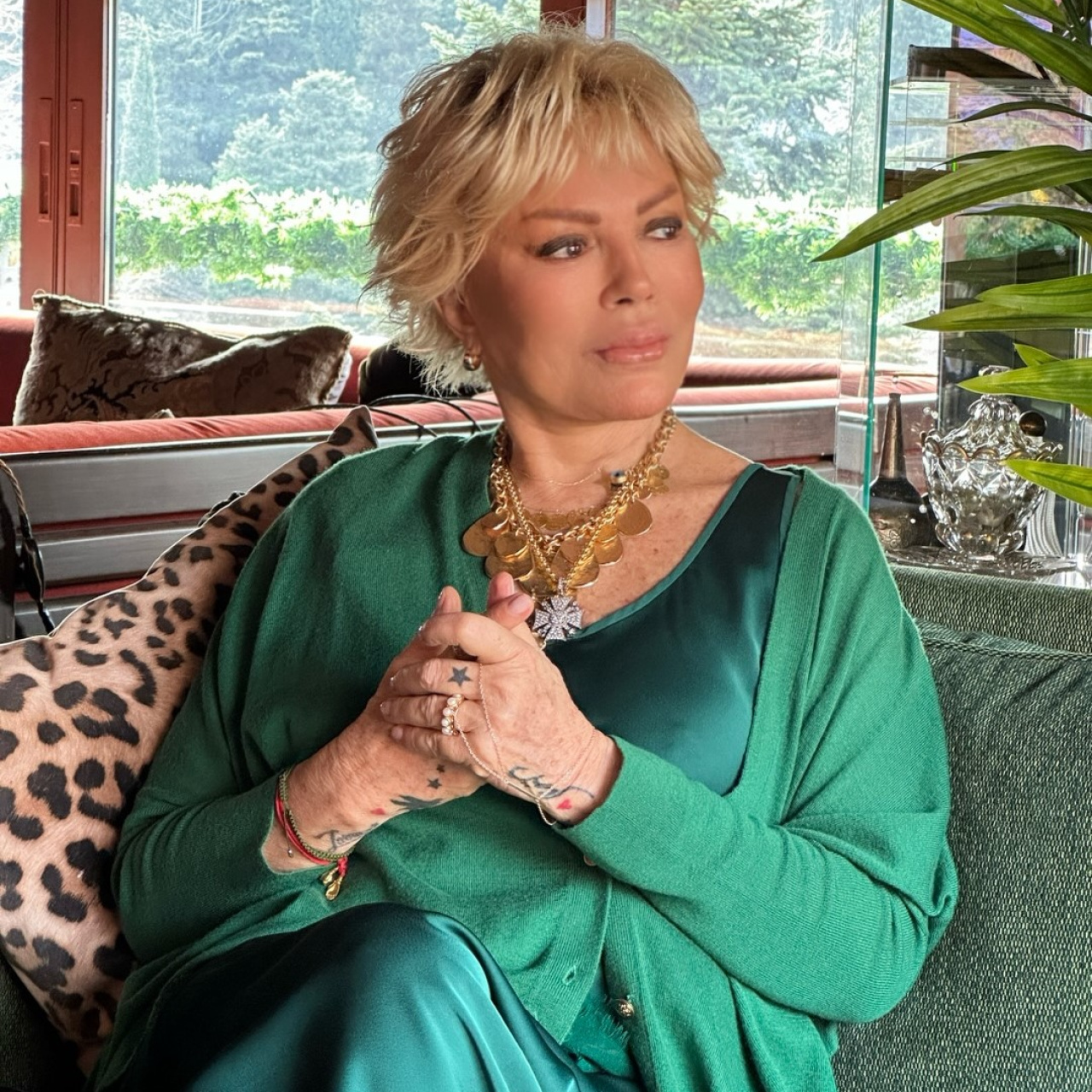 "Babam beni evlatlık vermeye kalktı"