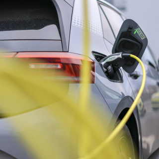 Almanya elektrikli araçları teşvik edecek