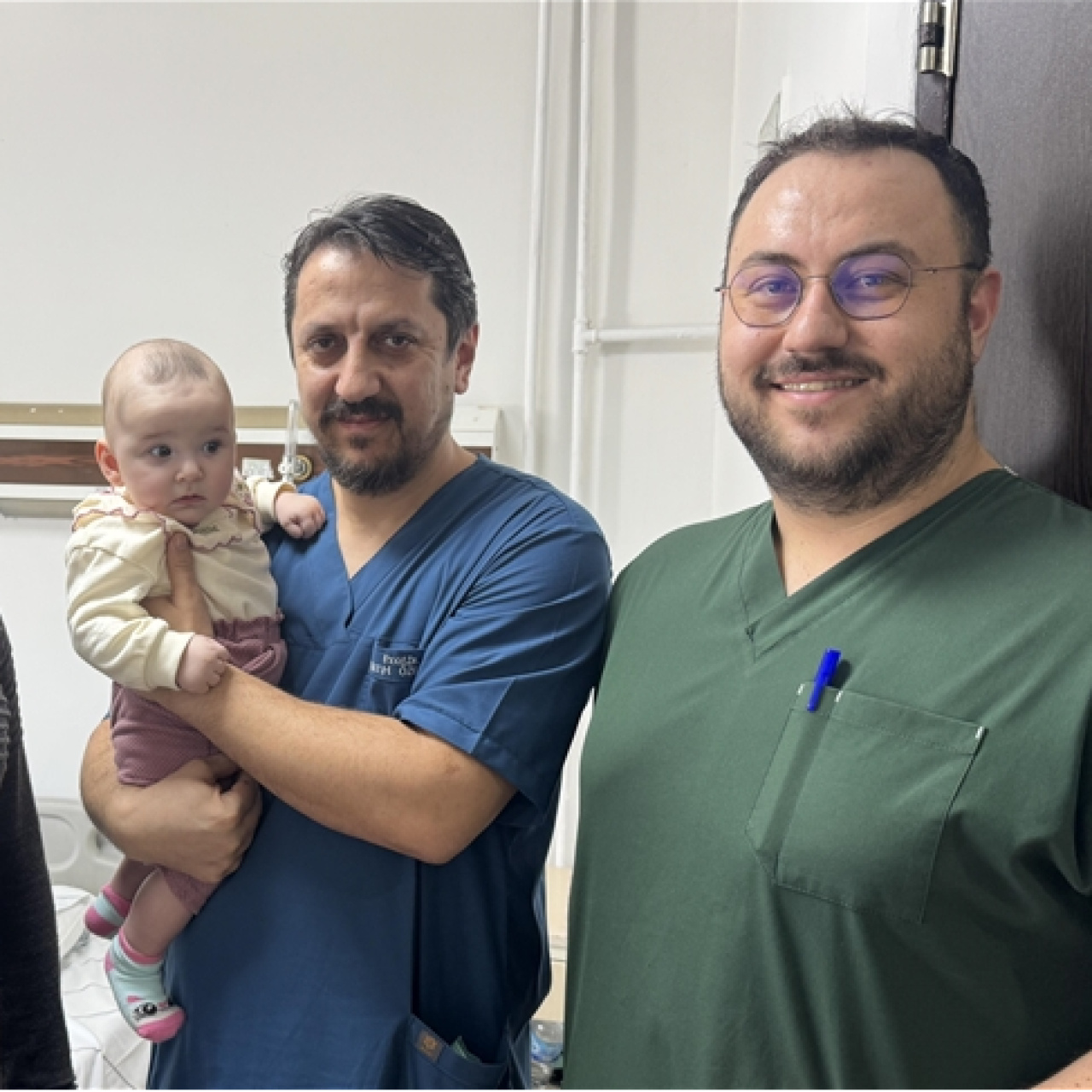 3 aylık bebek böbrek yetmezliğinden kurtuldu