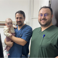 3 aylık bebek böbrek yetmezliğinden kurtuldu