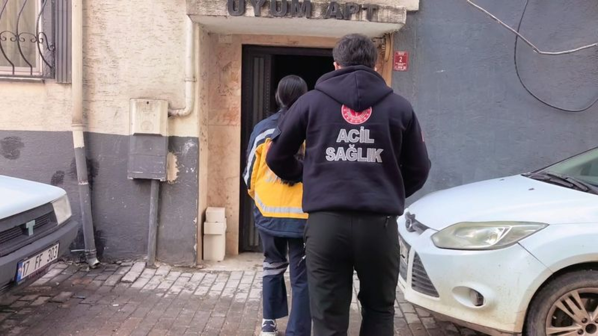 Son dakika: Bursa'da genç adam yalnız yaşadığı evinde ölü bulundu | Son dakika haberleri