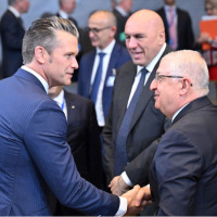 Bakan Güler, ABD Savaş Bakanı ile görüştü