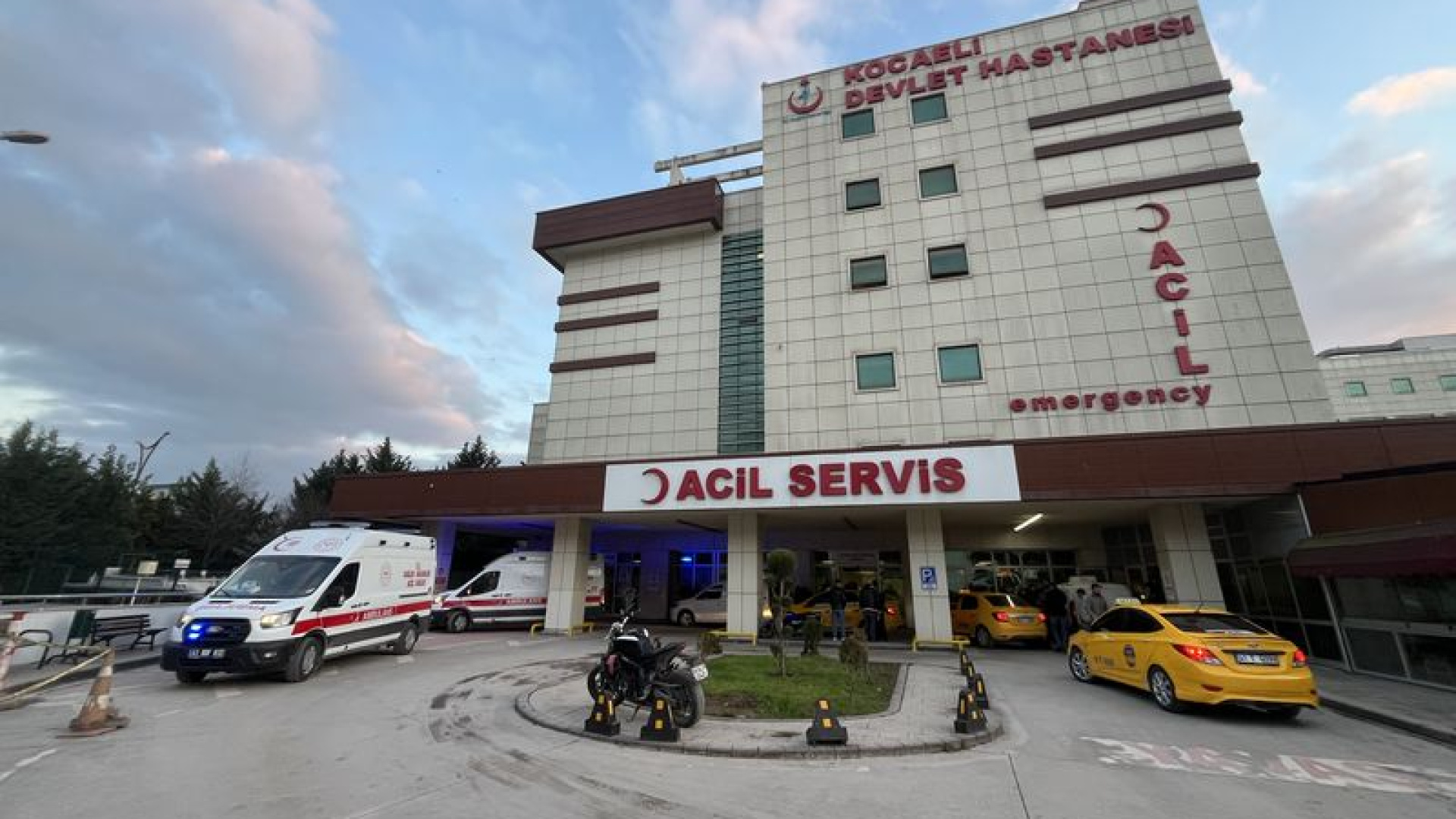 Kocaeli'de Şakalaşma Kavga ile Sonuçlandı: Arkadaşını Bıçaklayan Genç Tutuklandı