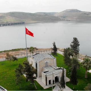 Süleyman Şah Türbesi'nde kontrol sağlandı