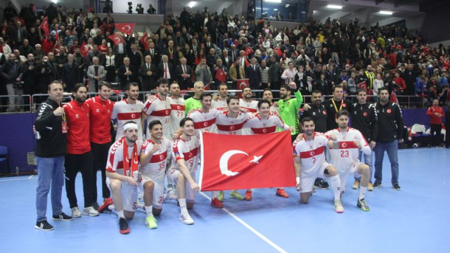 Hentbolda Milliler'in rakibi Romanya oldu