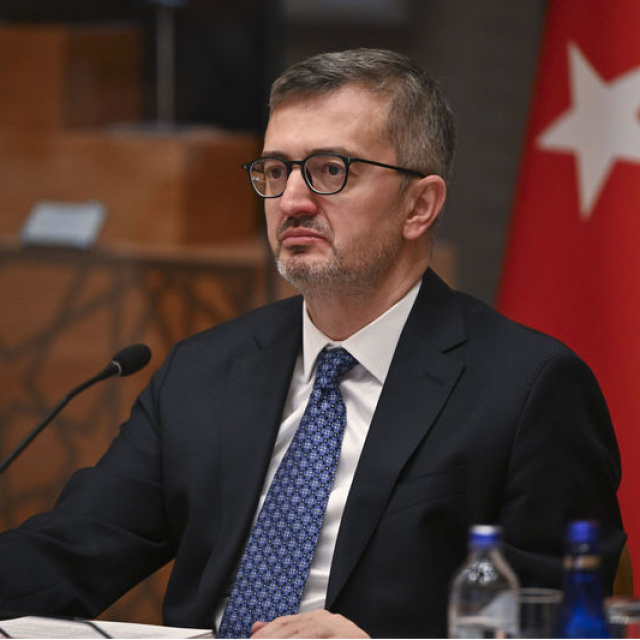 İletişim Başkanı Duran, Suriye Enformasyon Bakanı ile görüştü