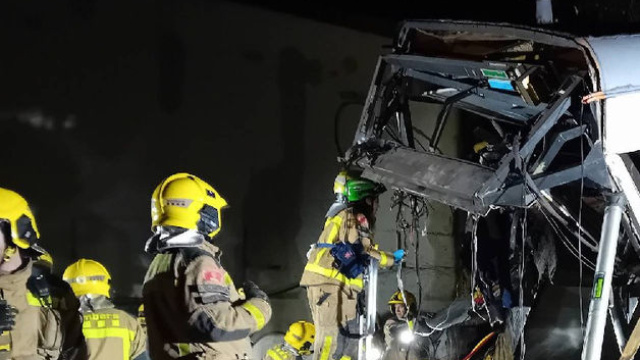 İspanya'da yine tren kazası! 1 ölü, 20 yaralı