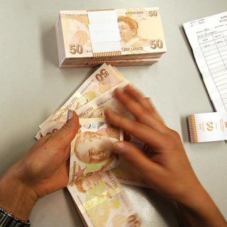 Faizde 100 baz puan indirim, kredi notunda artış beklentisi