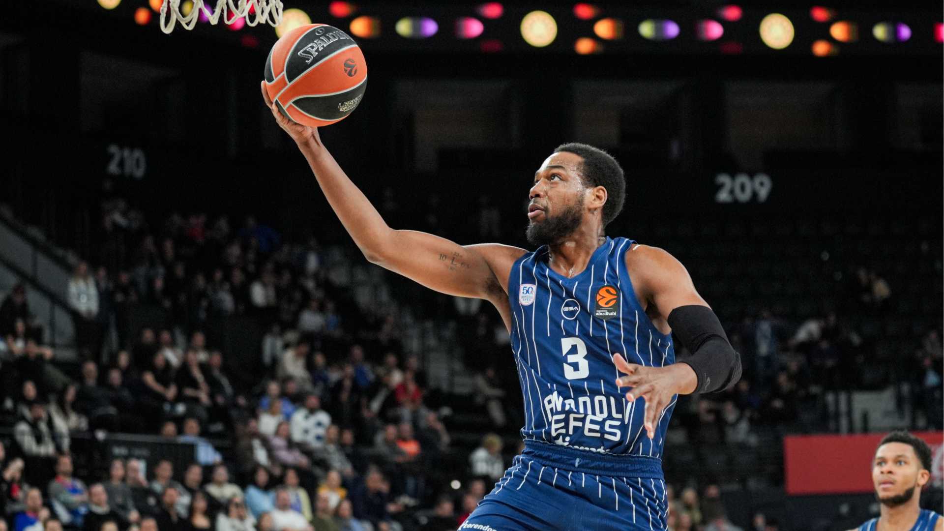 Anadolu Efes, EuroLeague'de Olympiakos'u Ağırlıyor: 899. Avrupa Randevusu