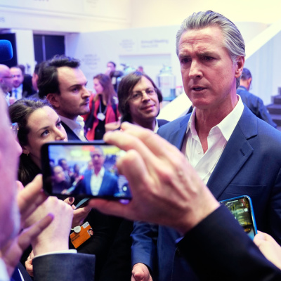 California Valisi Newsom'dan çağrı: Trump'a boyun eğmeyi bırakın