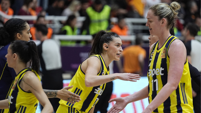 Fenerbahçe Opet, İtalya deplasmanında!