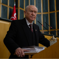 MHP lideri Bahçeli'den Türk bayrağı açıklaması: Provokasyonların en ağırıdır, DEM Parti karar vermelidir