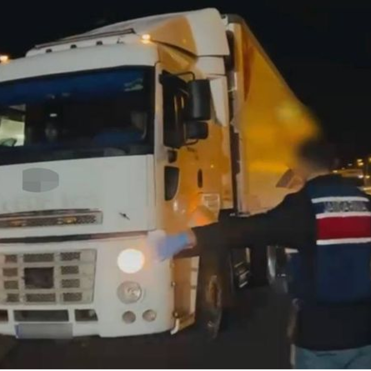 1 milyon TL'lik makaron ele geçirildi