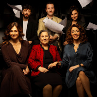 Aile sırları sahneye dökülüyor