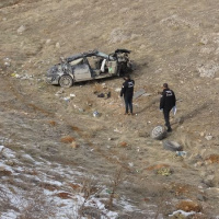 Otomobil şarampole uçtu: 1 ölü, 2 yaralı