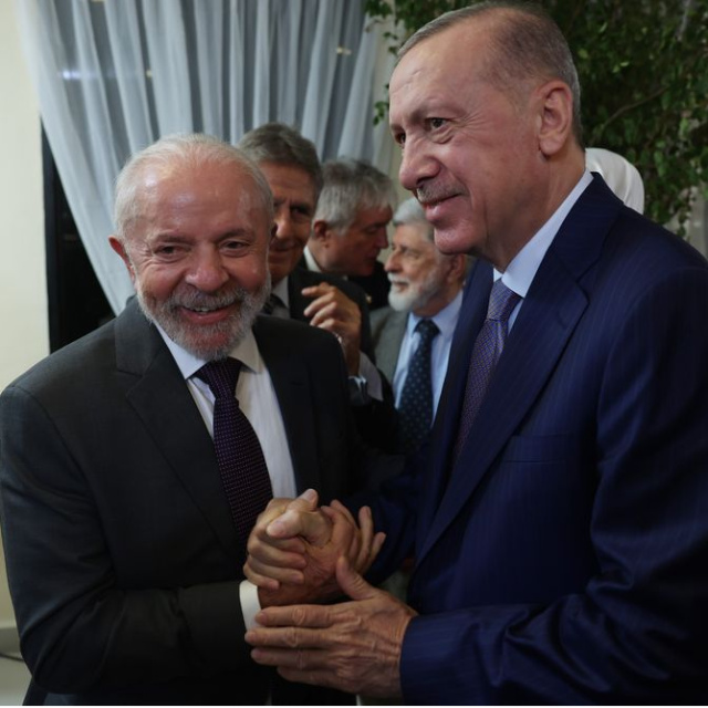 Cumhurbaşkanı Erdoğan, Lula ile görüştü