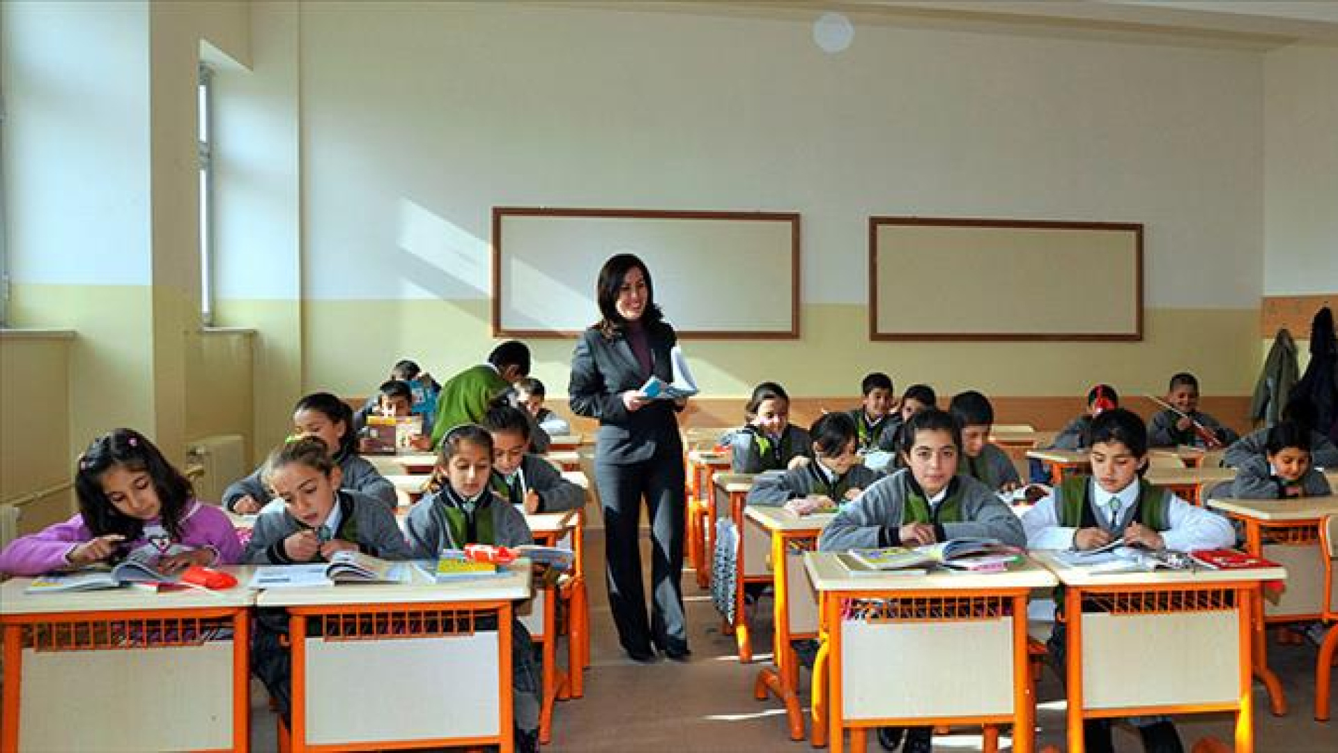 Okullar Ne Zaman Açılacak? 2025-2026 İkinci Dönem Tarihleri Açıklandı
