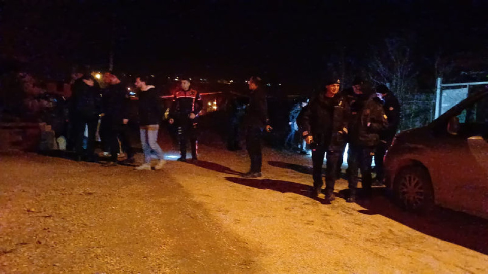 Husumetlisini tabancayla vurarak ağır yaraladı