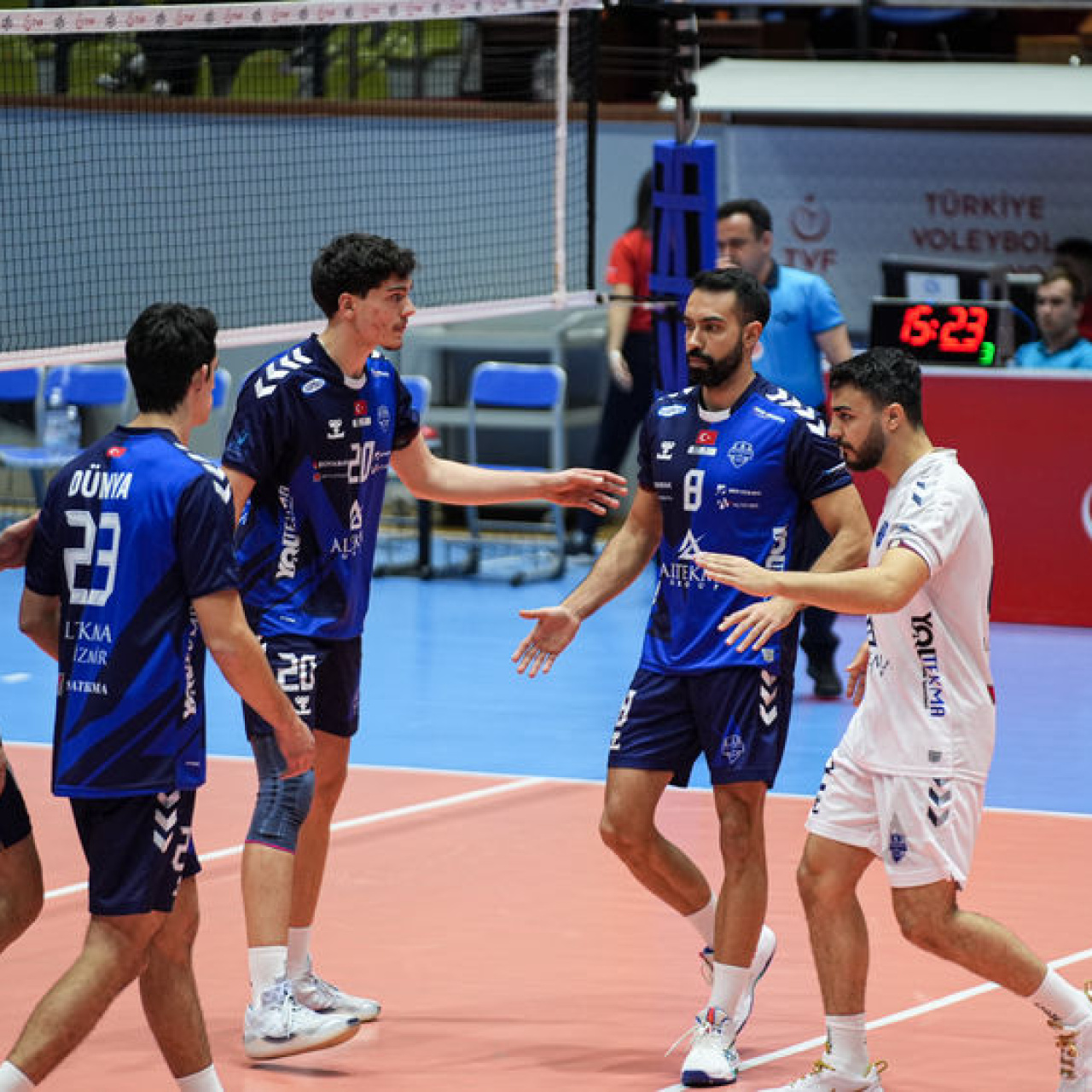 Altekma, turu İzmir'e bıraktı!