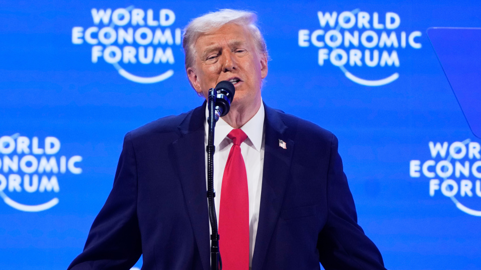 ABD Başkanı Trump'tan Fed mesajı