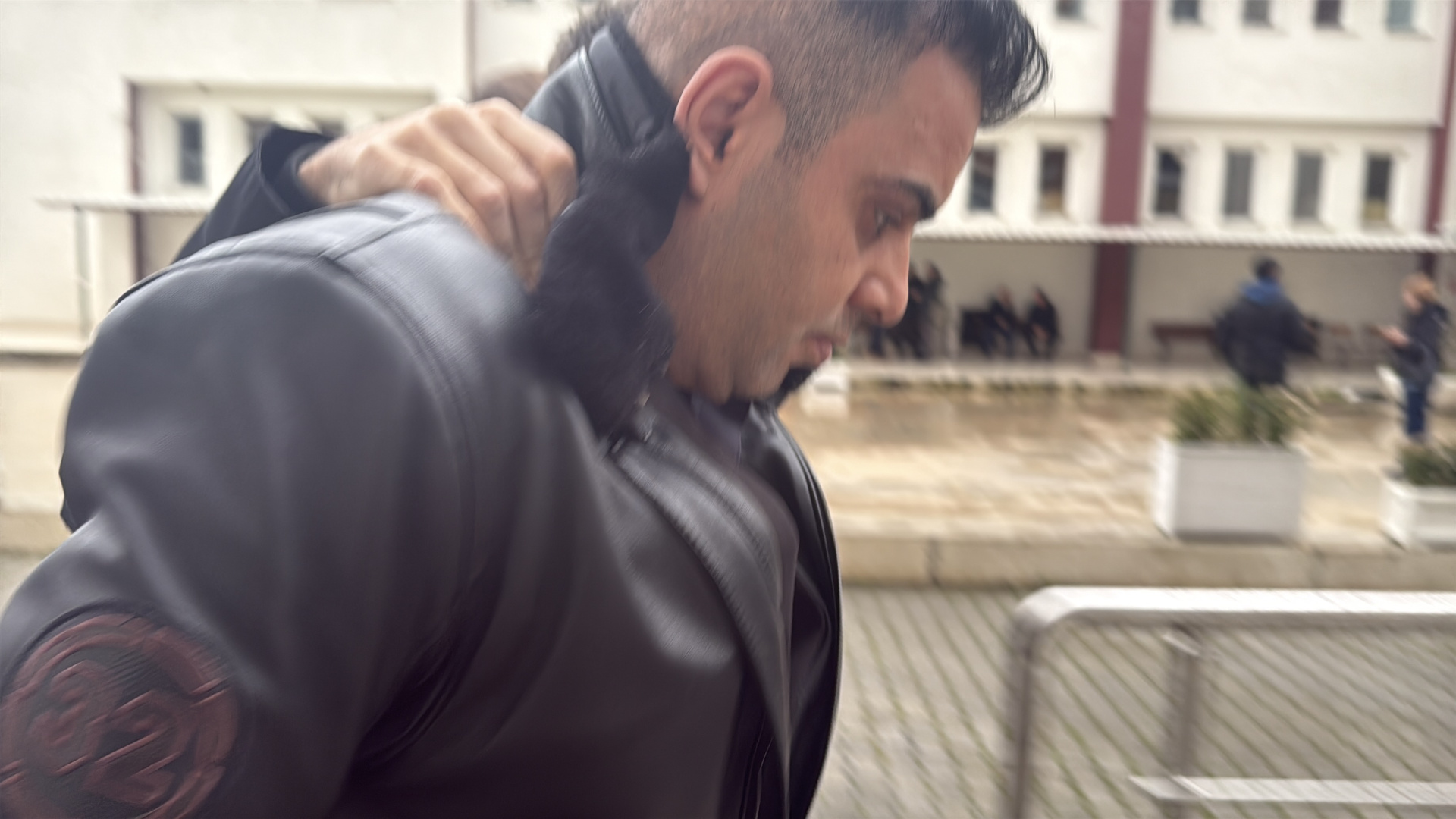 Şarkıcı Güllü'nün Kızı Tuğyan'ın Eski Sevgilisi Kervan Eminoğlu Adliyeye Sevk Edildi