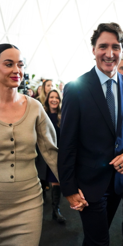 Tüm gözler onlara çevrildi