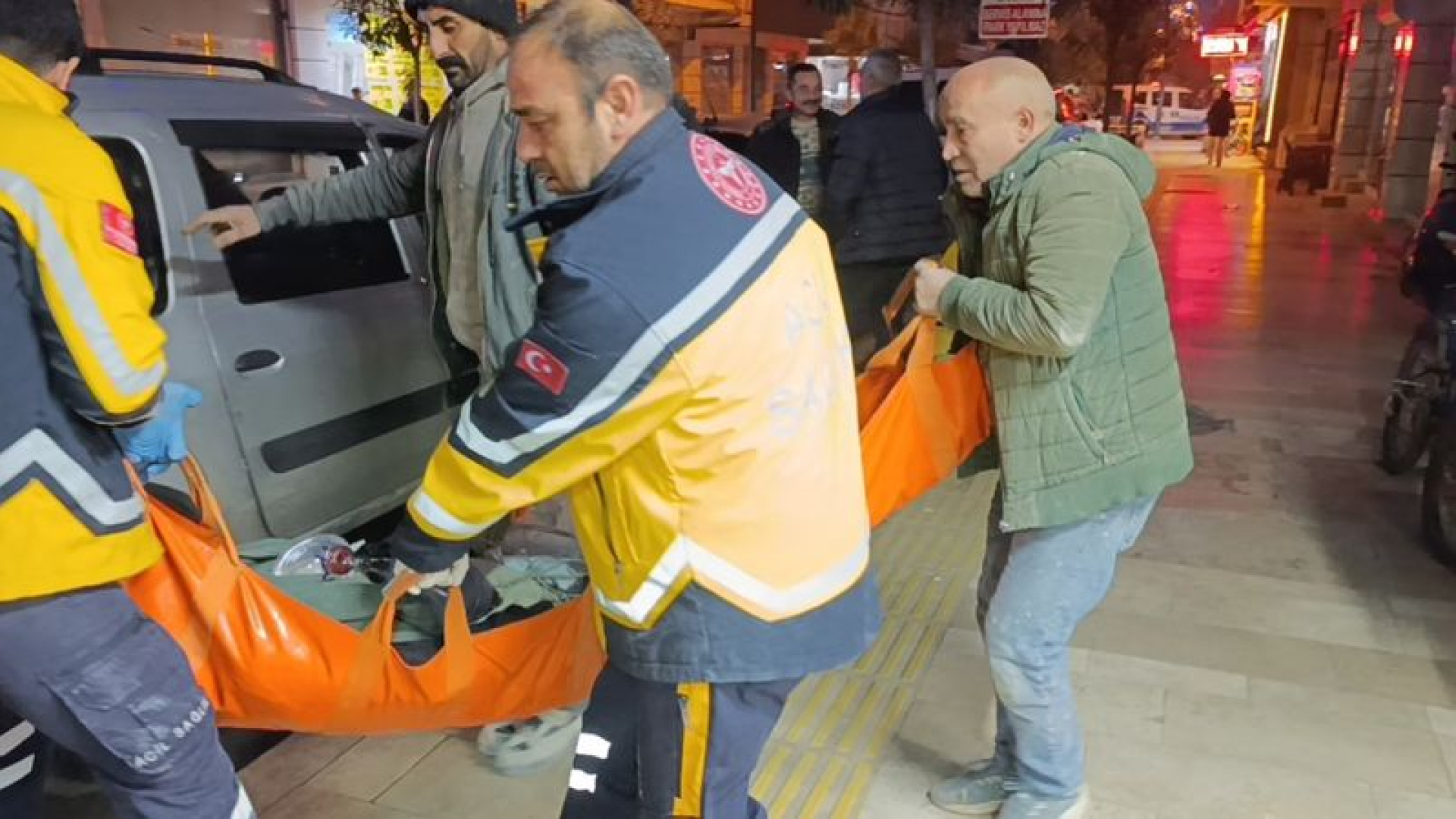 Antalya'da Trajedi: İş İçin Gelen Ümit Özdemir, Akrabasının Evinde Ölü Bulundu