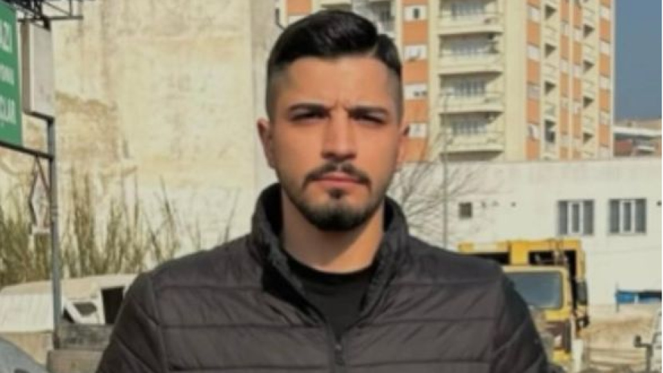 6 takla atan araçta can verdi