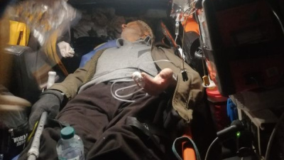 Köy yolu kapandı, Gürcistan üzerinden hastaneye kaldırıldı