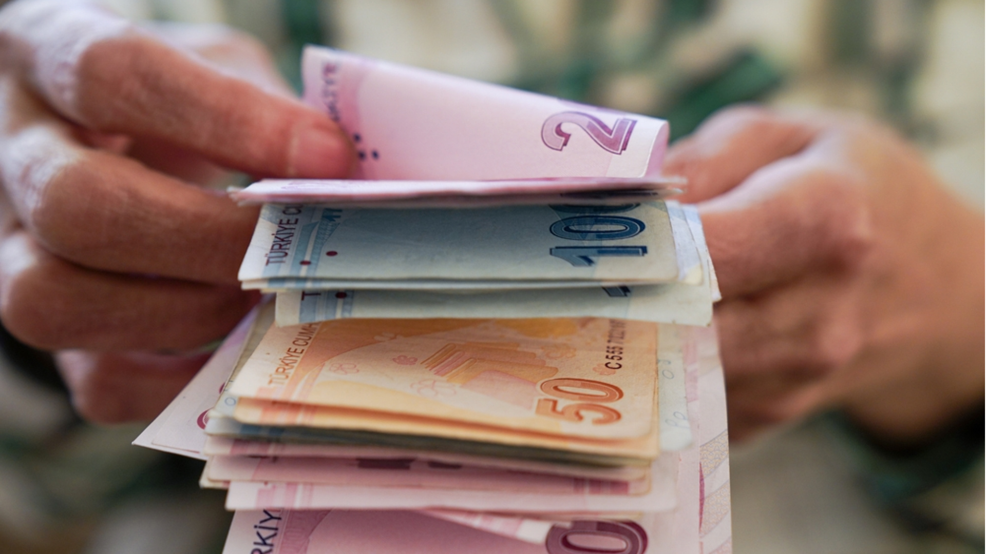 2026 Sosyal Yardım Ödemeleri Açıklandı: Yaşlı Aylığı, Evde Bakım Maaşı ve SED Tutarları