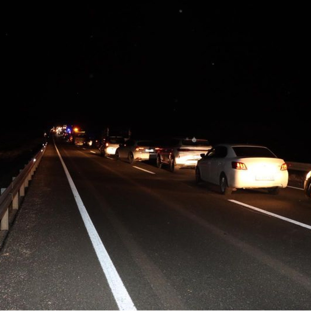 Otomobil ile hafif ticari araç çarpıştı: 3 ölü, 2 yaralı