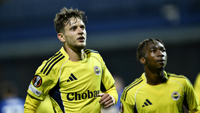 Sebastian Szymanski, Fenerbahçe'ye veda etti!