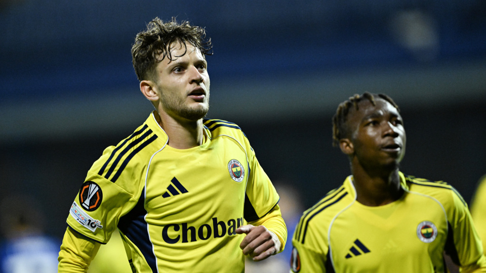 Sebastian Szymanski, Fenerbahçe'ye veda etti!