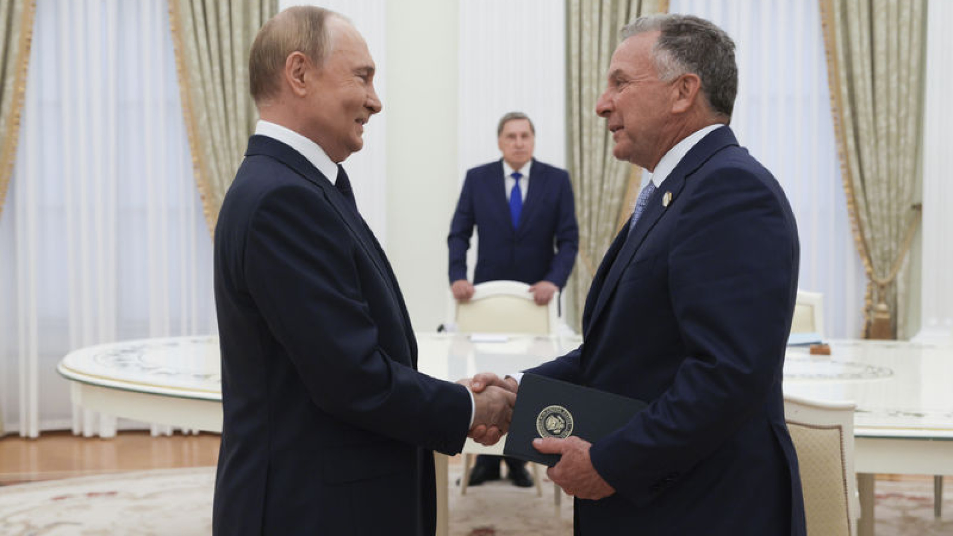 Putin, ABD Heyeti ile Görüştü: Ukrayna Savaşı ve Barış Müzakereleri Gündemde