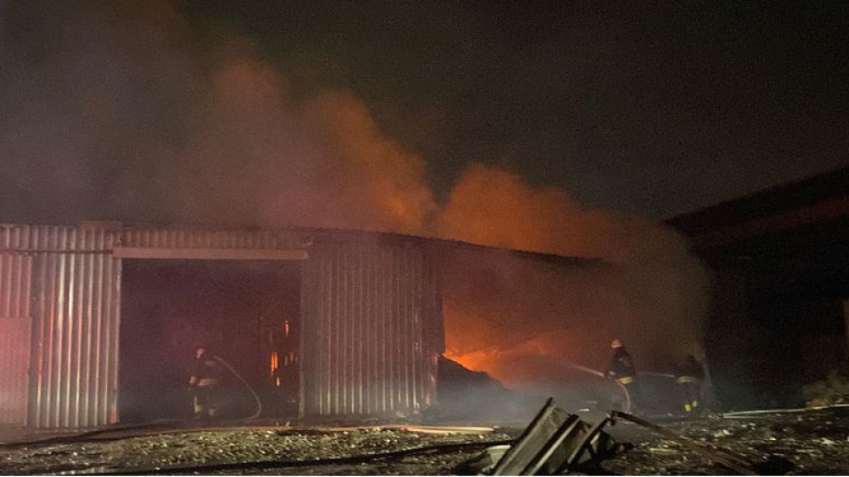 Geri dönüşüm tesisinde yangın