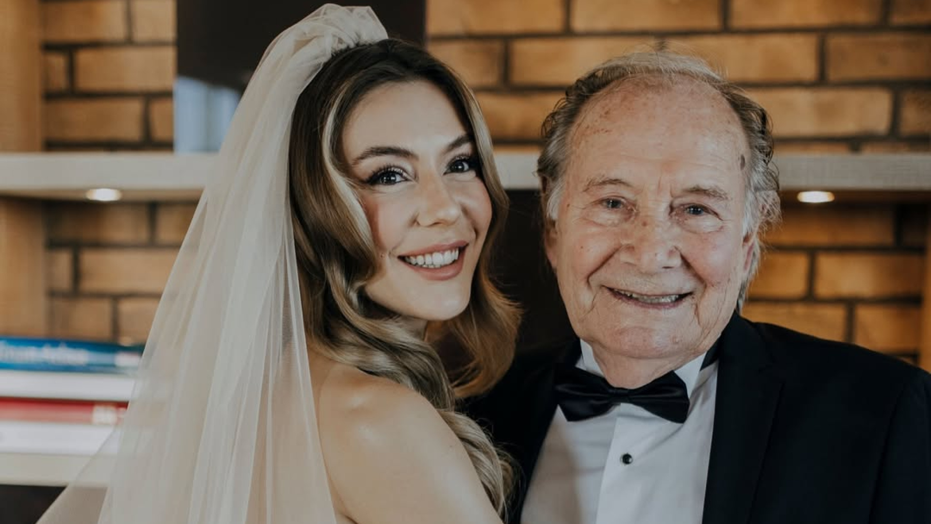 Ege Kökenli'den dedesi Teoman Urca'ya veda: En güzel anılarımın kahramanı